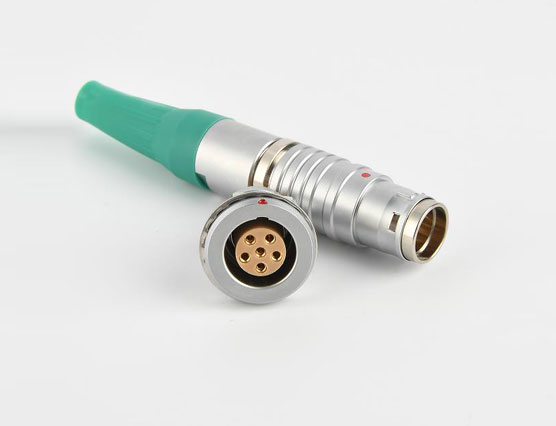 推拉自鎖航空連接器與未來航空技術(shù)的發(fā)展是否相適應(yīng)？