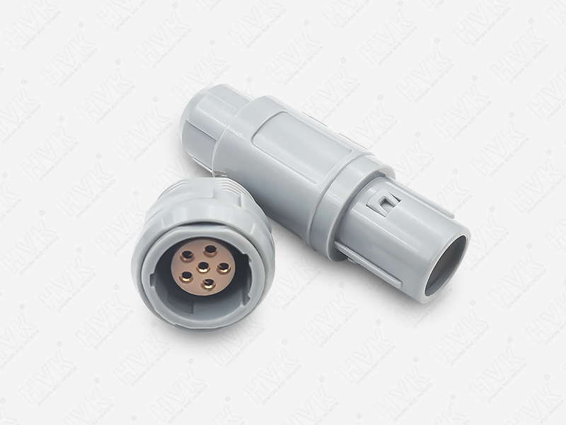 航空插頭在汽車發(fā)動機(jī)控制系統(tǒng)中起何作用？